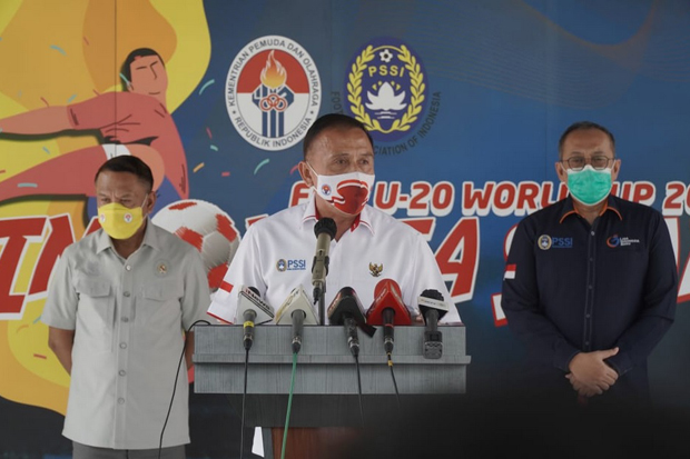 Simalakama Liga 1: Ditangguhkan...
