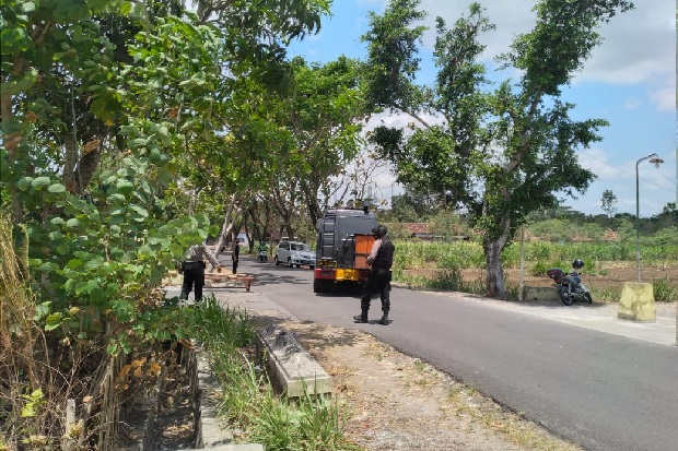 Tim Densus 88 Tangkap...