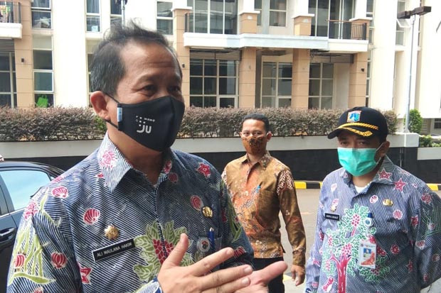 Keluarga dan Sopir Camat...