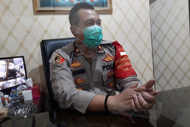 Pembuang Bayi di Kali...