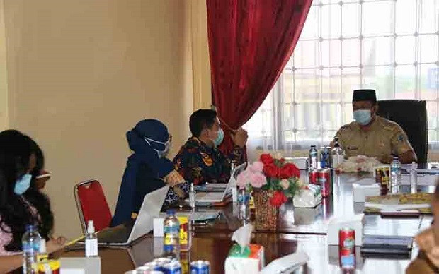 Komnas HAM Temui Bupati...