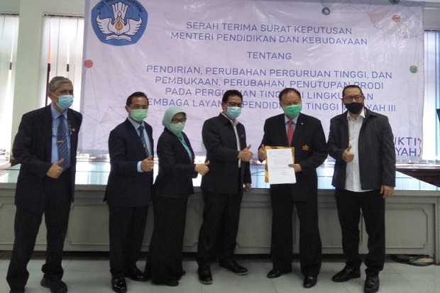 STP Trisakti Resmi Buka...