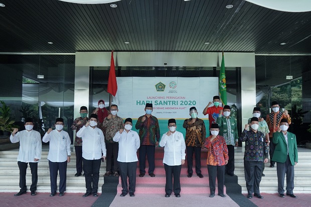 Peringati Hari Santri...