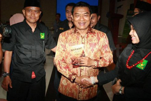 Din Syamsuddin Minta...