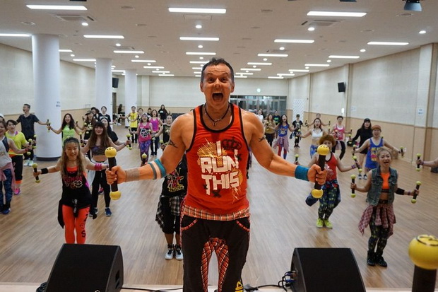 Zumba Fitness Bantu...
