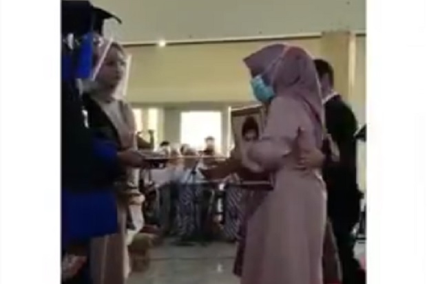Tangis Haru Pecah saat...