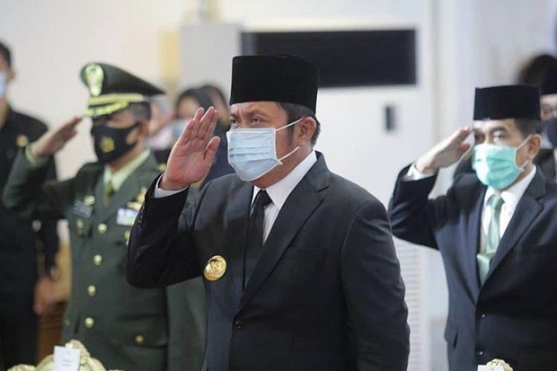 Herman Deru: Menunggak...