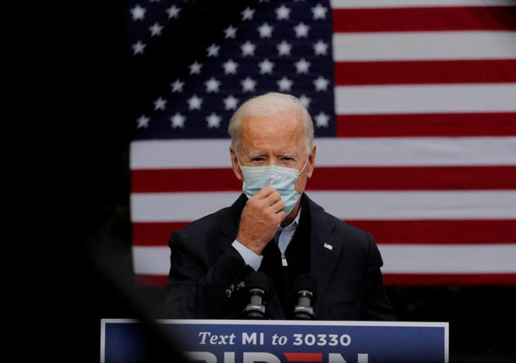 Biden: Pakai Masker...