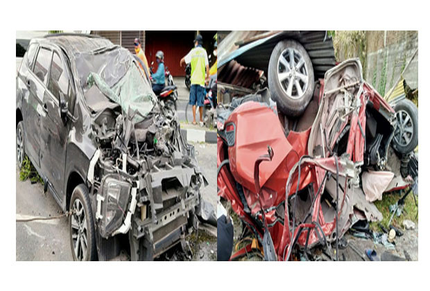 Dua Mobil Terlibat Kecelakaan...