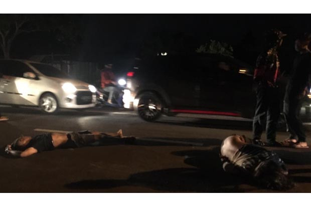 Tabrak Pengendara Motor...