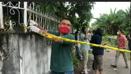 Gara-gara Uang Proyek,...