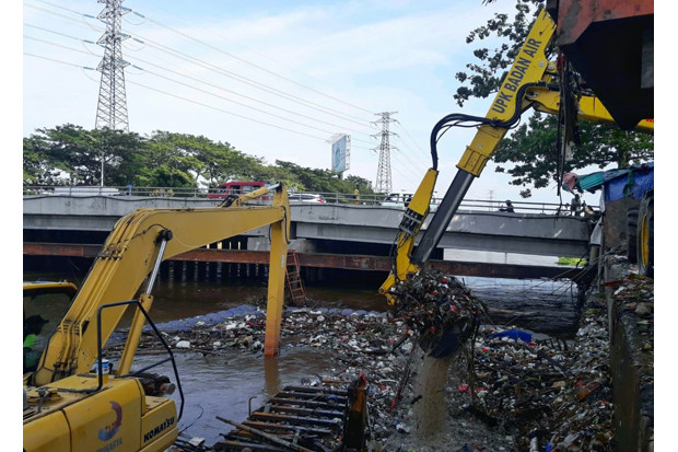 Musim Hujan, Volume...