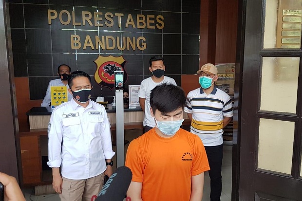 Pengguna Tiktok yang...