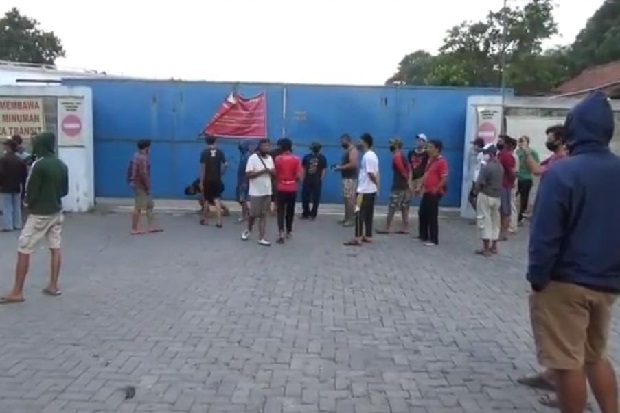 Tuding Mengganggu Ketenangan,...