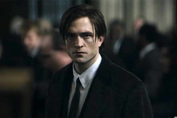 Warner Bros Tunda Penayangan...
