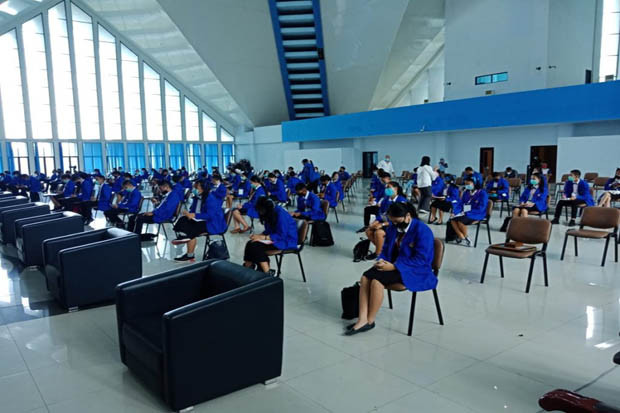 Berikan Kuliah Umum,...