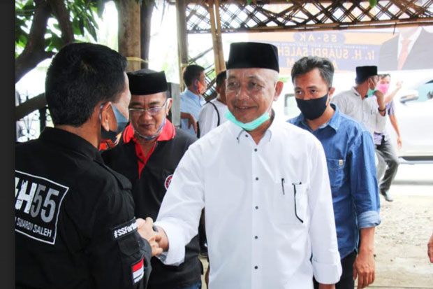 Tak Mau Berpaling, Warga...