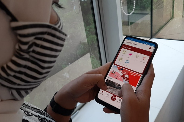 Bank DKI Ajarkan Sampah...