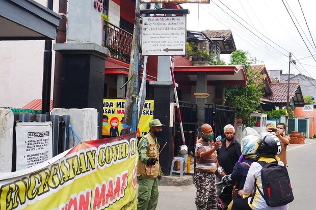 Tekan Penularan COVID,...