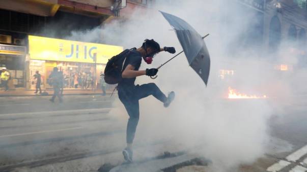 Aksi Anarkis di Demo...