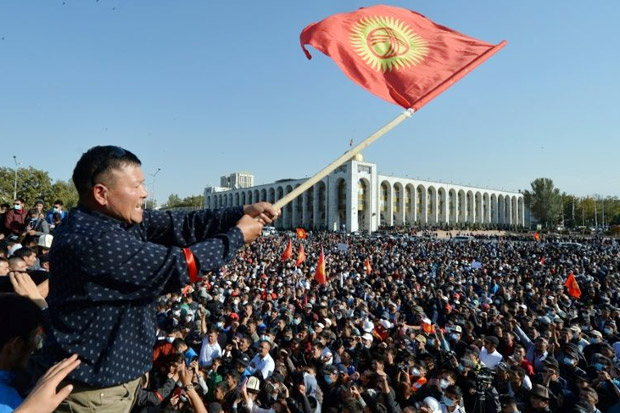 Oposisi Kyrgyzstan Terpecah...