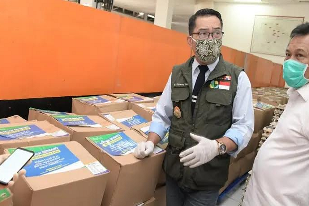 Jabar Bagikan 1,9 Juta...