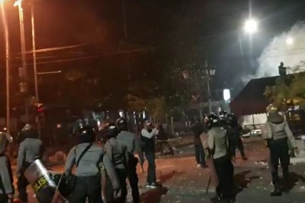Polisi Amankan 11 Orang...