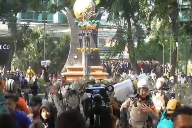 2 Polisi Terluka dan...