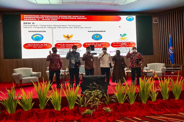 Tanamkan Pancasila ke...