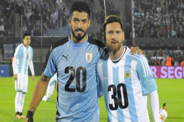 Suarez dan Messi Predator...