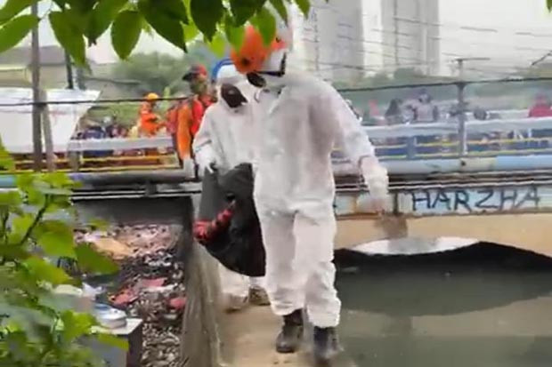 Balita Tenggelam di...