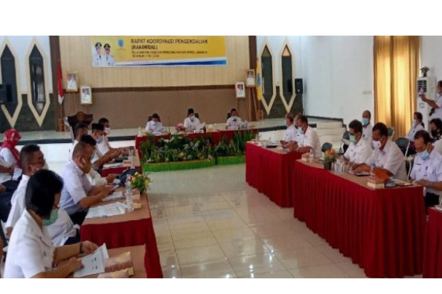 Evaluasi Program Pembangunan,...