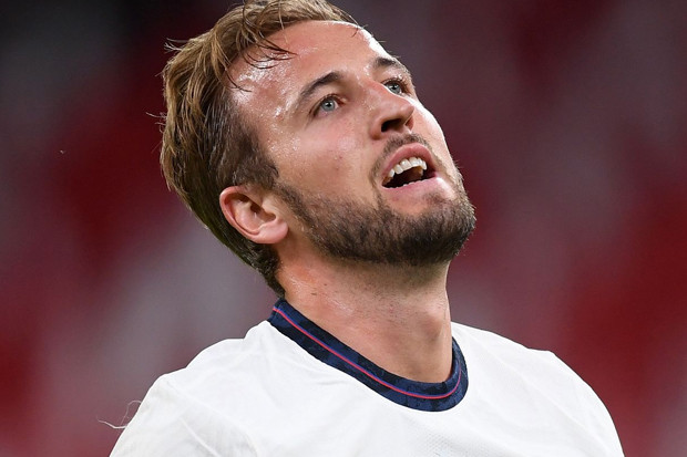 Harry Kane Diragukan...