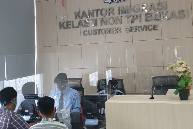 Dalam Delapan Bulan,...