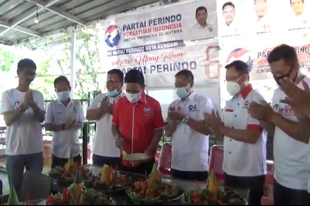Gelar Syukuran HUT ke-6,...