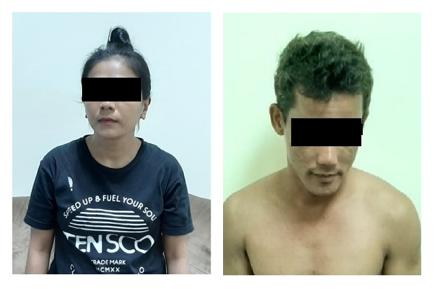 Wanita Cantik Sembunyikan...