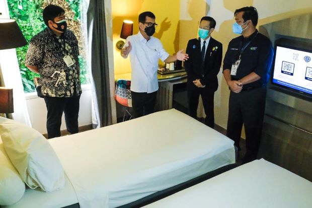 4.233 Kamar Hotel Siap...