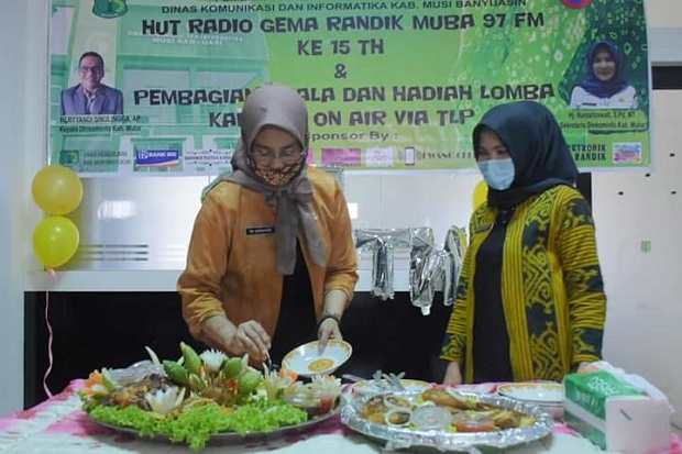 Genap Usia ke 15 Tahun,...