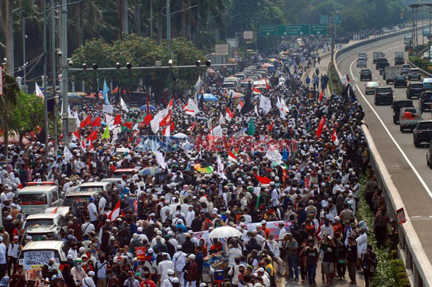 Persilakan Ormas Islam...