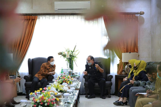 413 Pasangan Nikah Massal...
