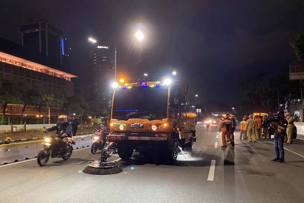 DLH DKI Bersihkan 17,5...