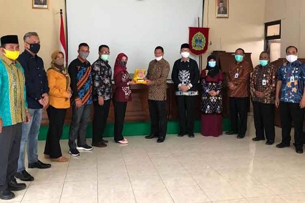 Belajar Banyak Hal,...