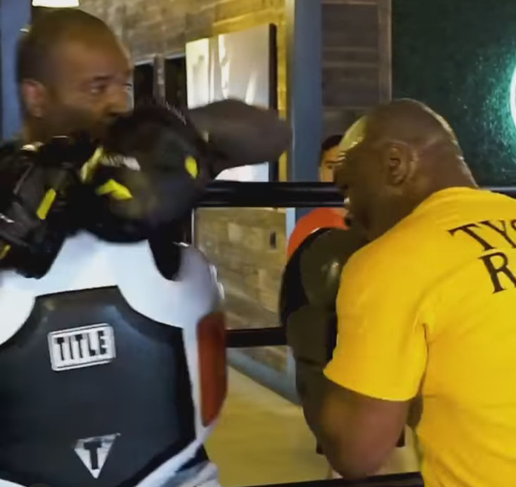 Mike Tyson Mengerikan!...