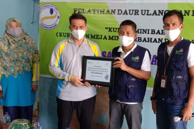 Dukung UMKM, CSR PLN...