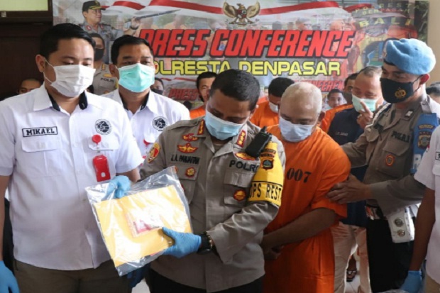 Pensiun, Mantan Dosen...