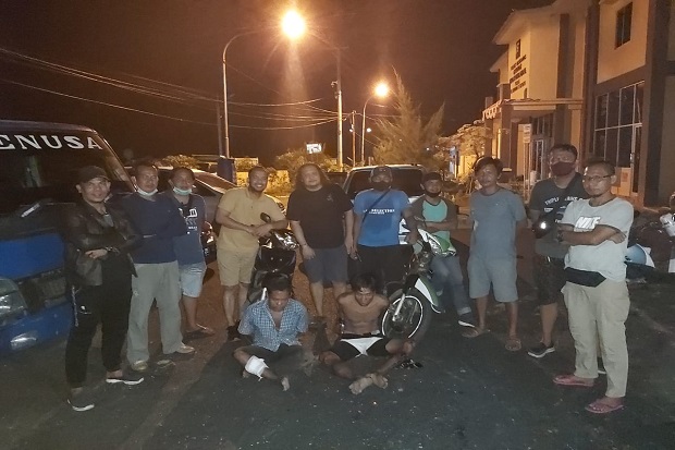 Mau Ditangkap Melawan...