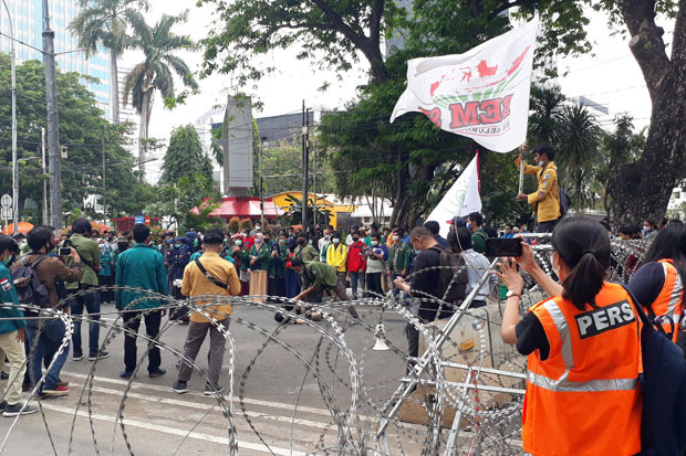 Demo Hari Ini di Patung...