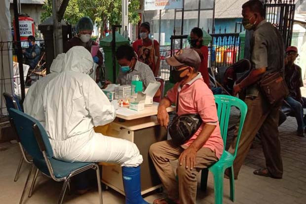 Pelaksanaan 3T dan Edukasi...