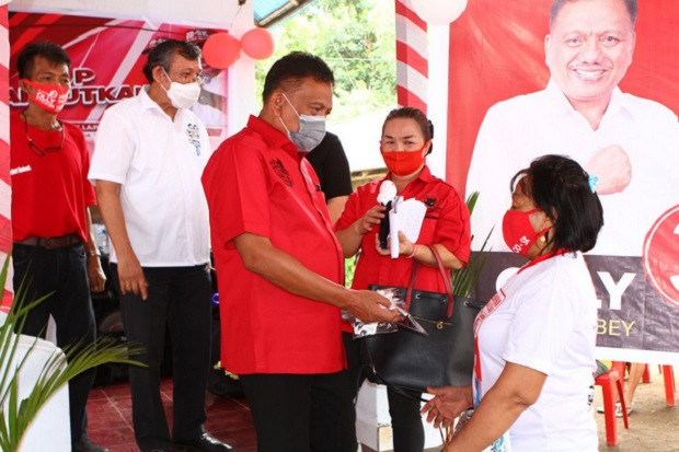 Kunjungan di Tomohon...