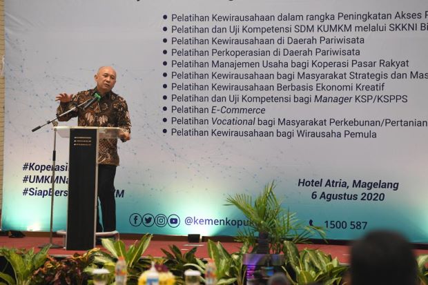 Kembangkan Desain Startup,...
